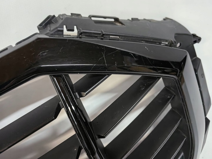 фото №3, Audi q3 83a чёрный - решётка радиатора, решётка сцепление рекомендую