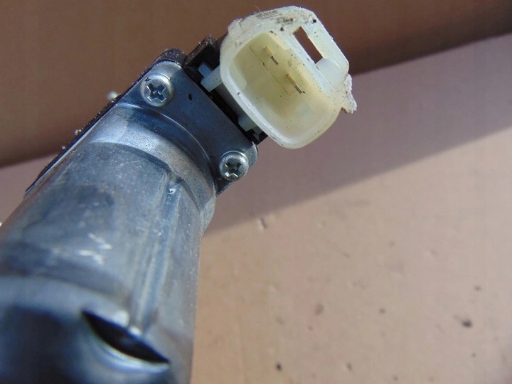 фото №4, Механізм скла праві перед hyundai i20 i європа