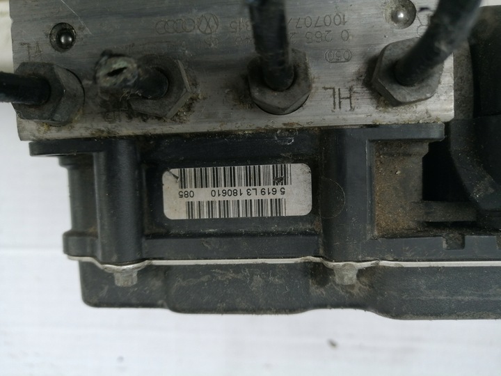 фото №8, Насос тормозная abs 6r0907379ad skoda fabia ii vw polo v seat ibiza iv 6j