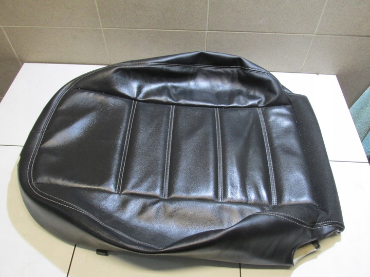 фото №10, Гарна оббивка спинка сидіння шкіра kuga mk1