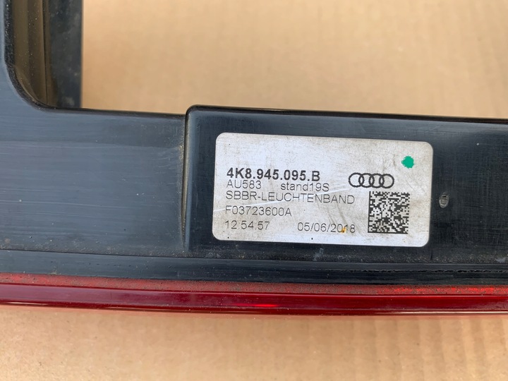 фото №11, Audi a7 4k рестайлинг лампа led задняя накладка багажника крышки задней 4k8945095b