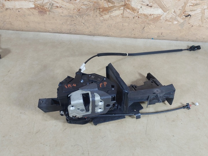фото №1, Grand c-max mk2 замок дверь правый перед am5au21812bc 4 pin