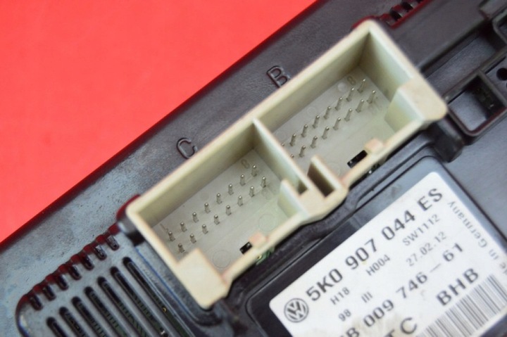фото №9, Панель управление воздуховод климат 5k0907044es vw golf 5 v plus 05-14