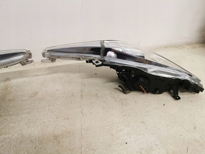 фото №10, Лампа передня ліва, права led nissan leaf