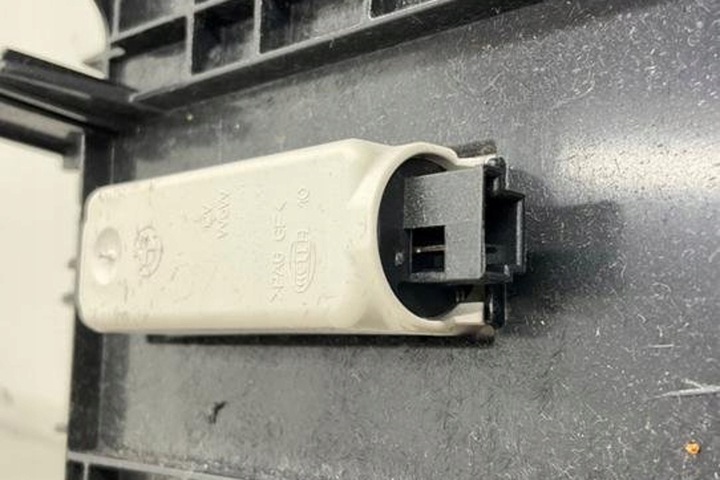 фото №12, Бардачок bmw 5 f10 9173907 3.0l бензин 225kw 2013