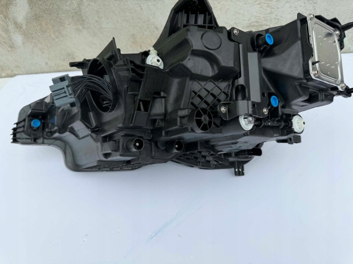 фото №13, Volvo v60 ii s60 iii фара правая перед передняя полный led новая oem номер 8689