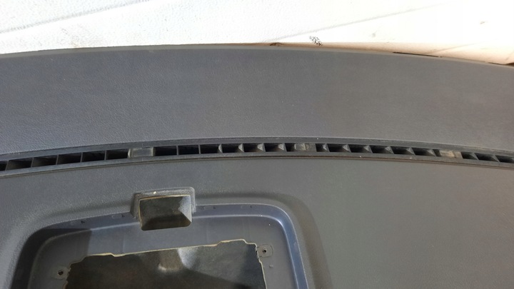 фото №6, Панель раздаточная консоль vw touran i 03-10r