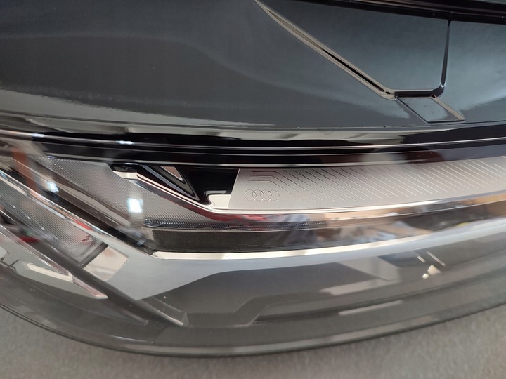 фото №3, Audi q5 ii 80a лампа правая matrix рестайлинг 80a941036e