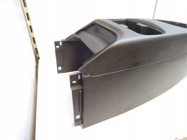 фото №10, Suzuki sx4 fiat sedici 4x4 рестайлинг 9-14 туннель средний пепельница