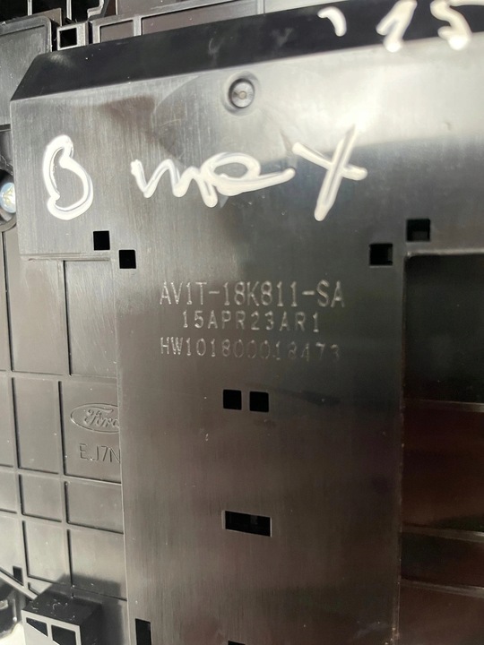 фото №12, Панель середній радіо ford b max