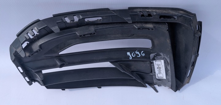 фото №9, Bmw 1 f40 решітка бампера права бокова решітка 51117459716 j-096