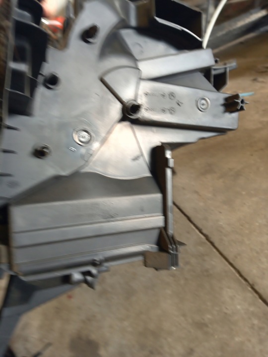 фото №5, Renault master 2.5 дизель обігрівач з вентилятор 8200195623 behr b0380