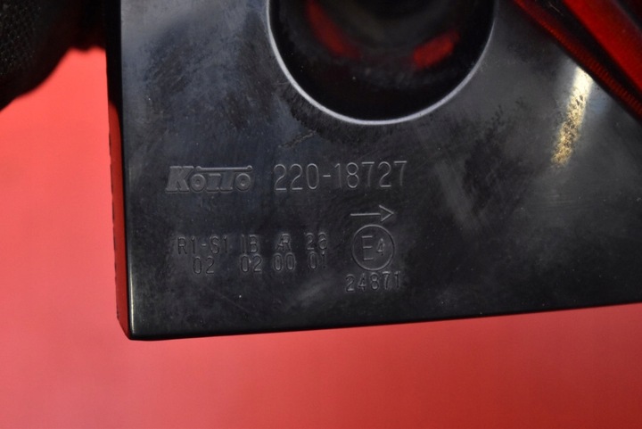 фото №8, Лампа права зад задня 220-18727 nissan micra 5 v k14 5d hb 17-21