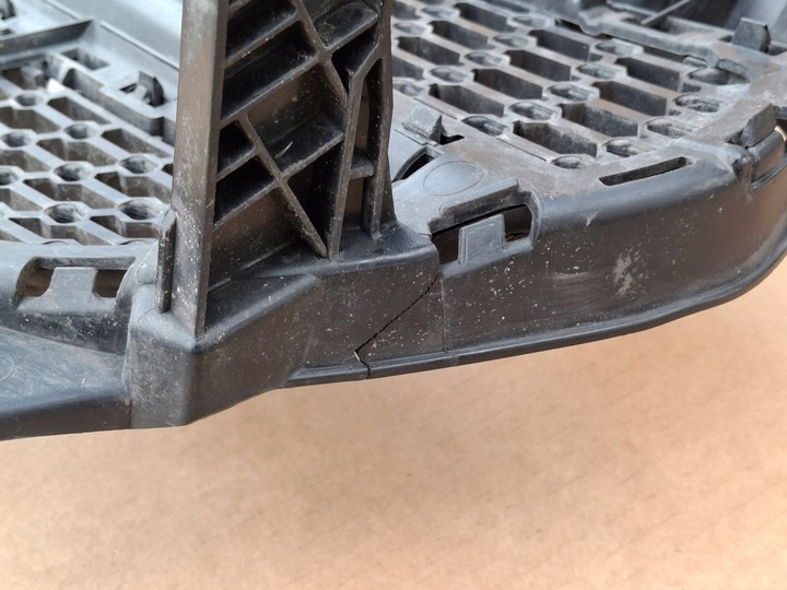 фото №13, Mercedes cla w117 рестайлинг решётка радиатора решётка радиатор эмблема хром a117880300