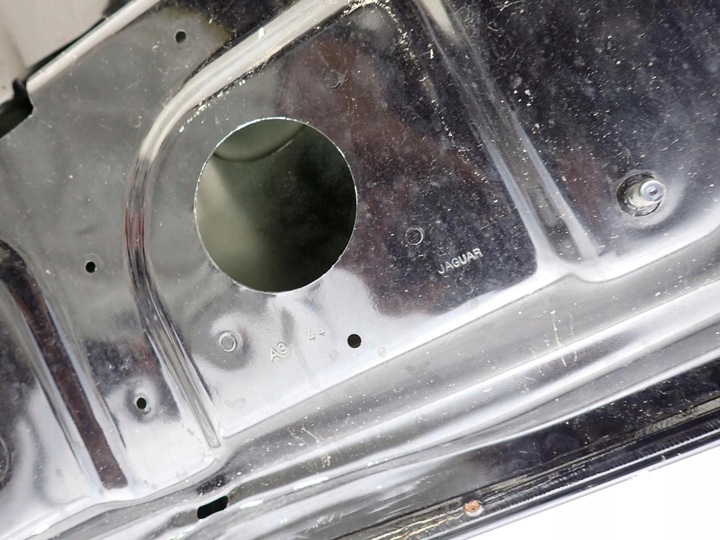 фото №14, Jaguar e-pace 17- капот крышка двигателя