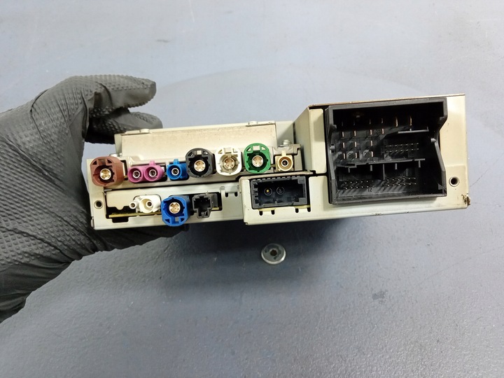 фото №7, Audi a6 c8 мультимедиа навигация считыватель 4k0035165d