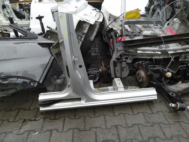 фото №1, Mercedes citan 2012 стойка порог правые оригинал