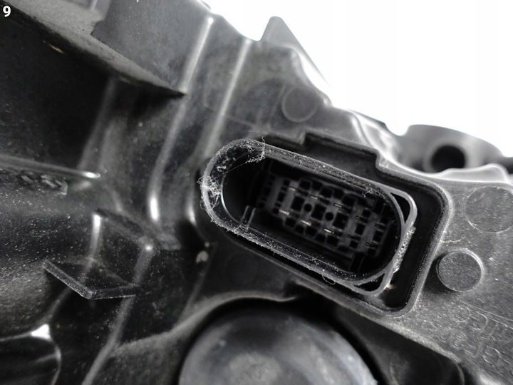 фото №10, Skoda scala 657 19- лампа обычная h7 + led правая eu