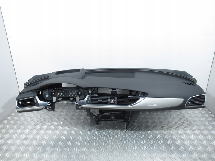 фото №1, Панель раздаточная консоль audi a6 c7 head up 4g1857001 c 24a оригинал 2015r