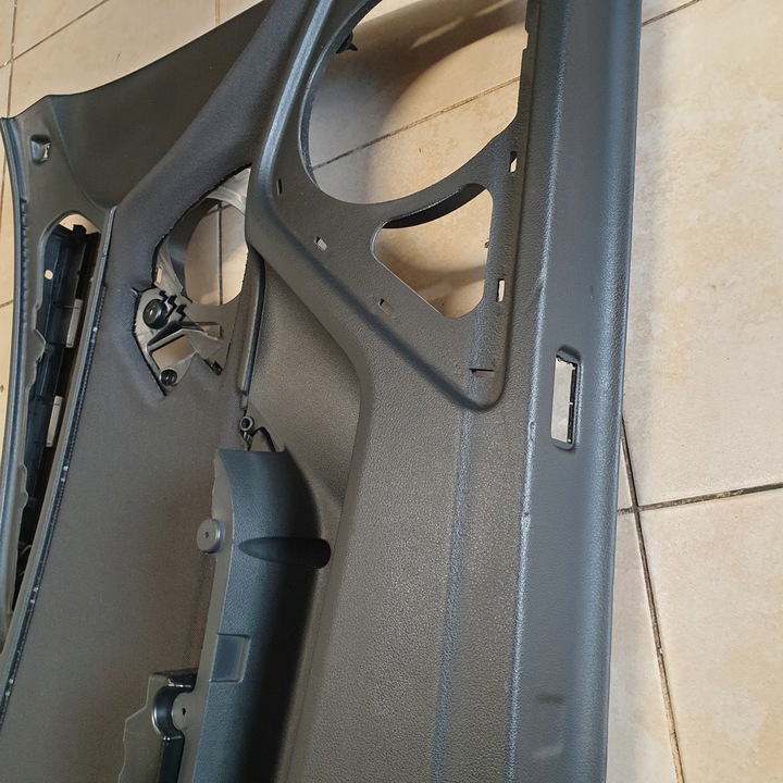 фото №9, Боковина оббивка двері лівий перед ambiente led audi a6 c7 4g eu