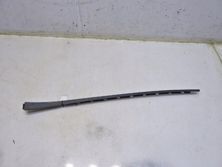 фото №8, Планка стёкла лобовой правая yu6 hyundai i40