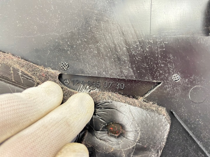 фото №14, Захист маскувальна накладка стійка c ліва чорна mercedes w124 sedan 1246950730