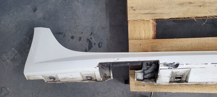 фото №5, S6 c7 4g рестайлинг планка пороговая накладка правая ly9c 4g0853856n