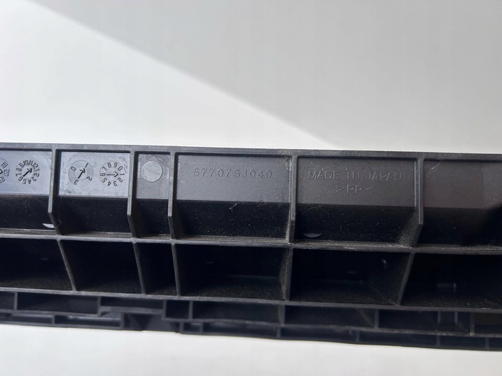 фото №6, Subaru forester 18- усилитель бампера впуск жалюзи 57707sj040 оригинал
