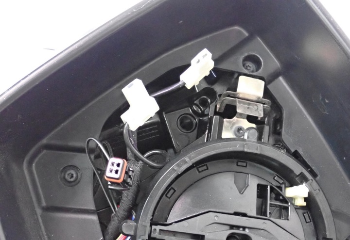 фото №11, Luserko правые 80b857410a audi q5 80a fy lx5h 14pin