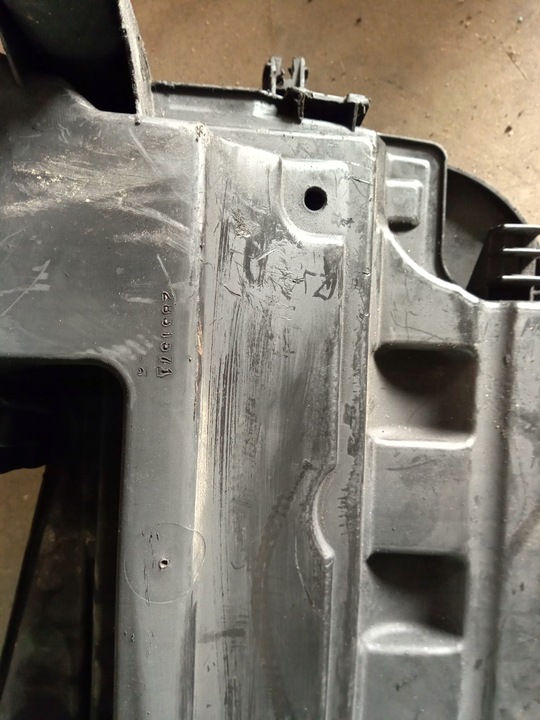 фото №7, Корпус фильтра powietrzarenault trafic vivaro 1.9dci 7700114532 8200065768