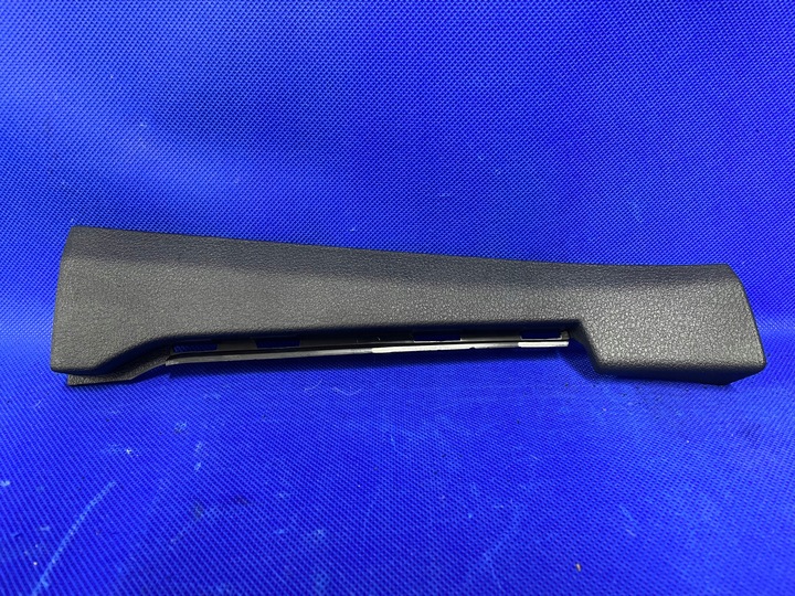 фото №1, Audi e-tron 55 защита обшивка стойка левая заглушка левая 4ke868203