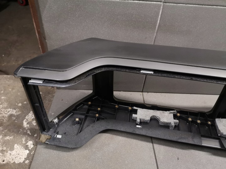 фото №14, Тунель середній чорний audi a8 d3 4e0863241d