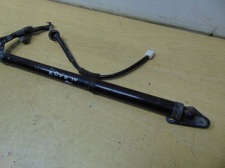 фото №6, Петля крышки амортизатор правый зад toyota rav4 2012- 68910-42015