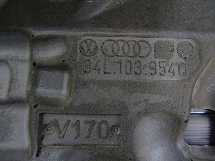 фото №10, Audi q3 рестайлінг захист верхня кришка двигуна 04l103925l 04l103954q