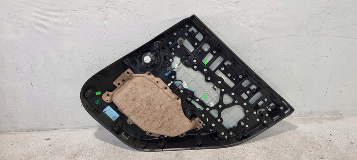 фото №14, Боковина оббивка двері лівий зад tesla модель y