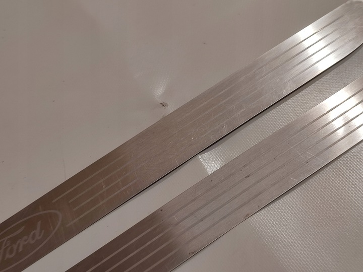 фото №4, Kuga mk1 планка накладка порогова перед комплект