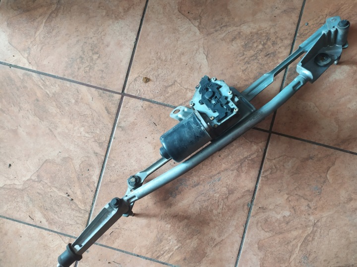 фото №6, Volvo s80 2.4 d 03' механизм стеклоочистителя 09151848