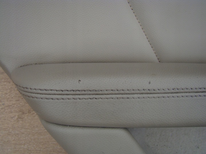 фото №6, Mercedes w218 обивка дверь левый зад