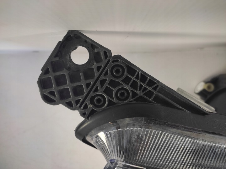 фото №10, Ford focus mk4 лампа права перед звичайна + led