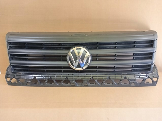 фото №1, Решётка решётка радиатора решётка радиатора vw crafter 2 ii 7c0853653l 2017-