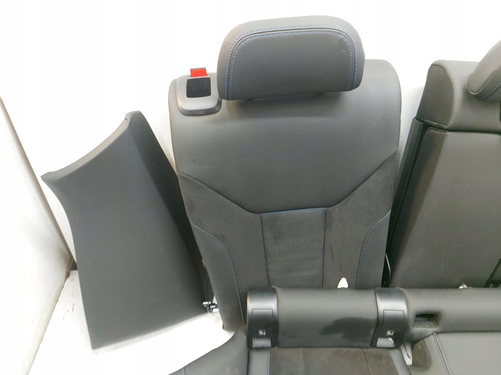 фото №11, Bmw i4 g26 4 гран купе, 2023 сиденья диван кожаные алькантара перед зад