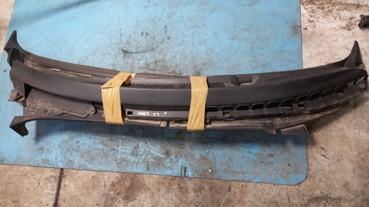 фото №1, Панель под лобовым стеклом citroen c3 02r