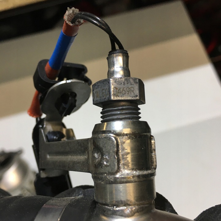 фото №7, Renault espace v 2.0 dci коллектор выхлопных газов датчик