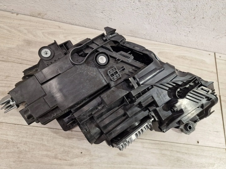 фото №11, Lamborghini urus лампа права повний 4ml941036c