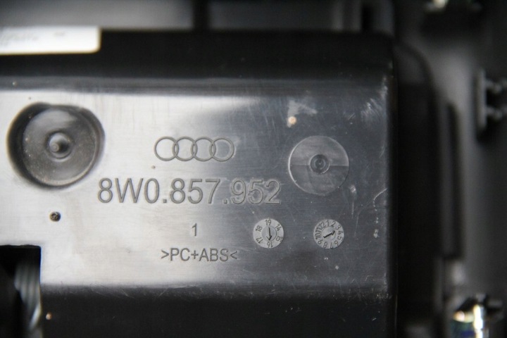 фото №5, Рамка решітка вентиляції тунель audi a5 8w7 cabrio