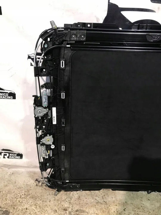 фото №9, Панорама дах панорамний bmw g05 f95 sky lounge