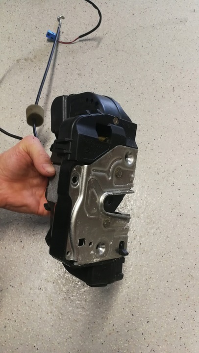 фото №7, Mercedes w211 замок правый зад 2117300635