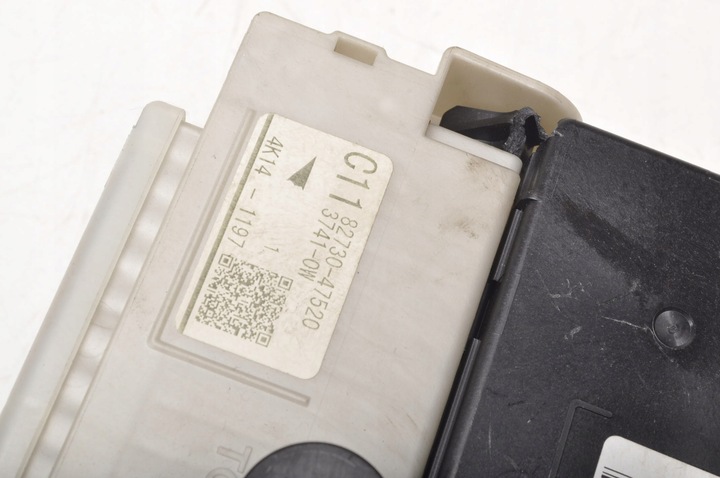 фото №7, Toyota prius iii коробка модуль bsi 89221-47280