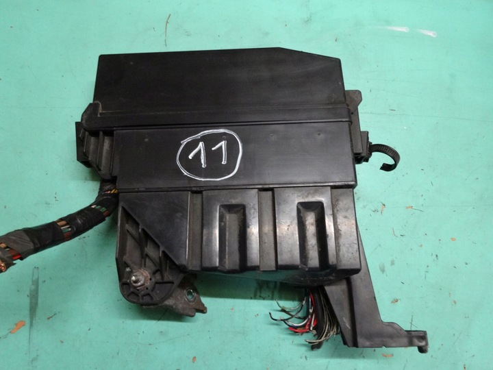 фото №5, Lexus is ii 2.2 d 06r коробка запобіжників 82662-53060