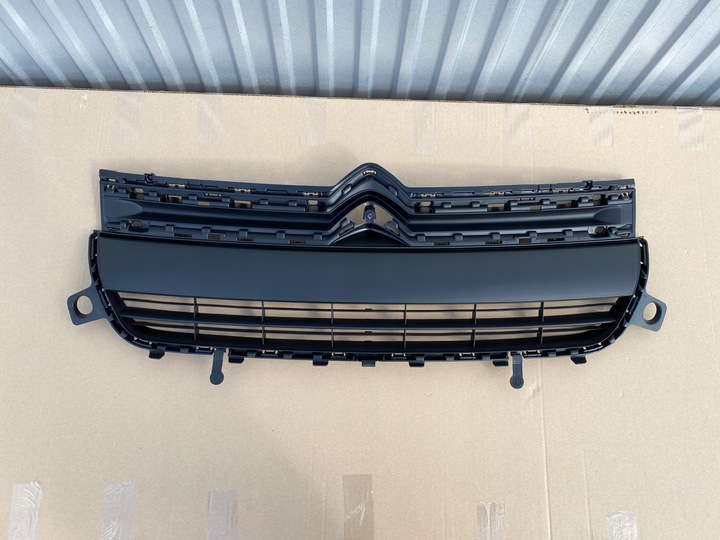 фото №1, Citroen berlingo 2015 - решётка радиатора новый идеальный